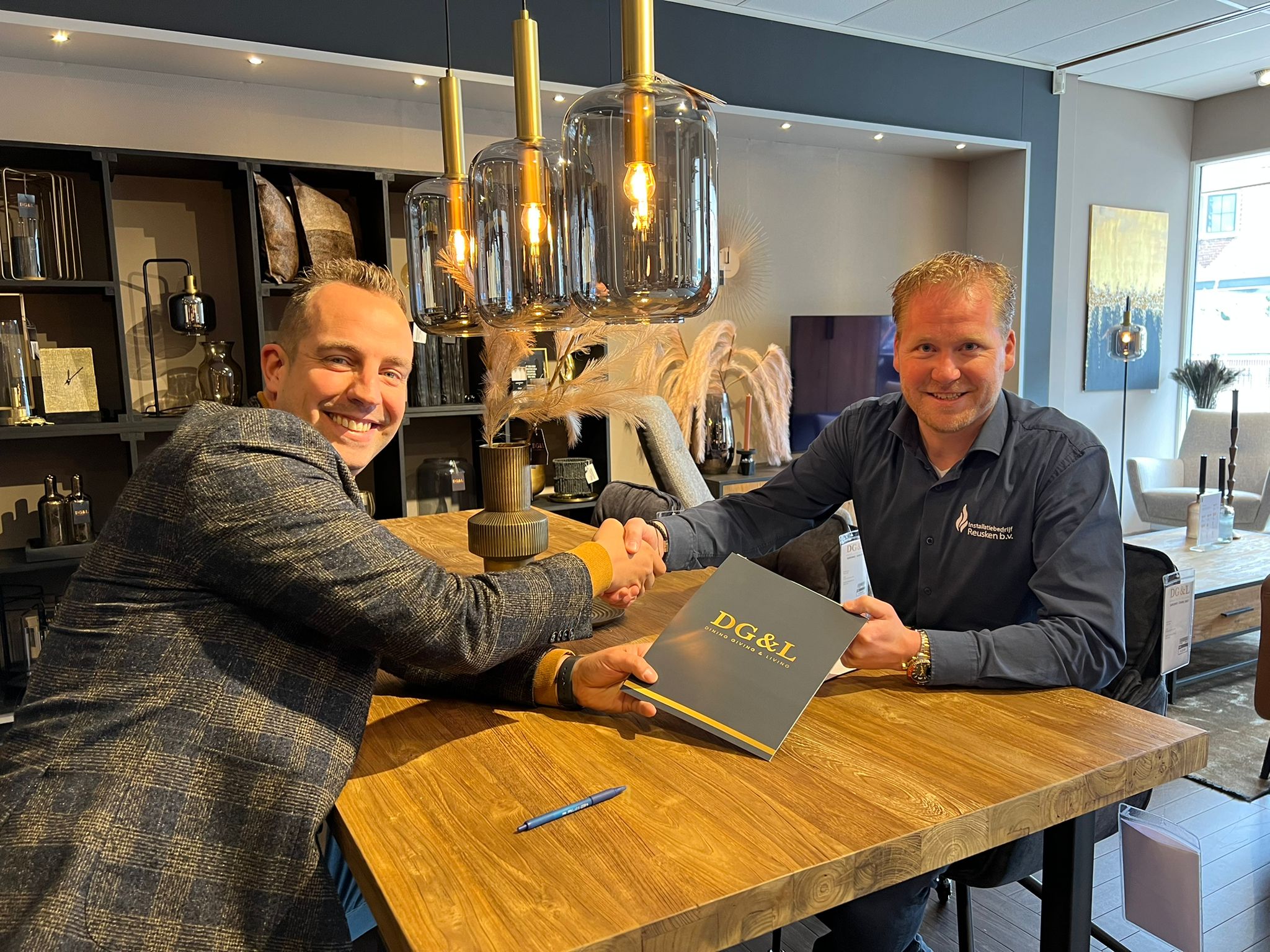 Dining, Giving & Living - nieuwe (bord)sponsor